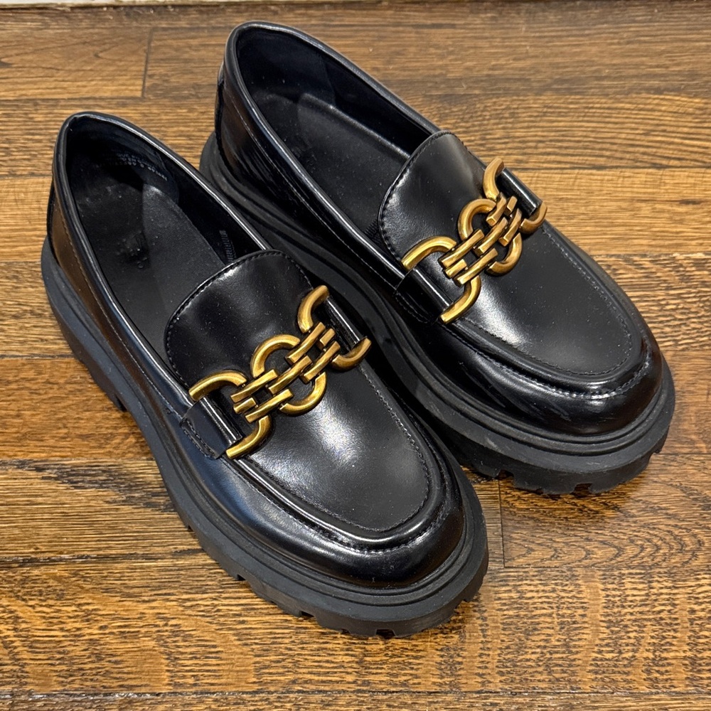 Chunky loafers